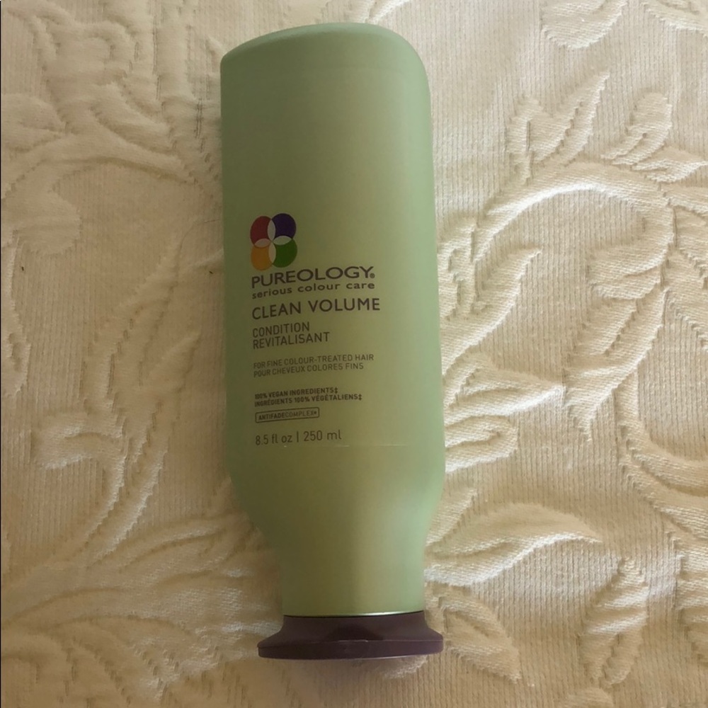 Pureology clean volume conditioner 8.5 fl oz